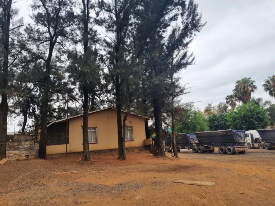 Commercial Property for Sale in Boschfontein A H North West